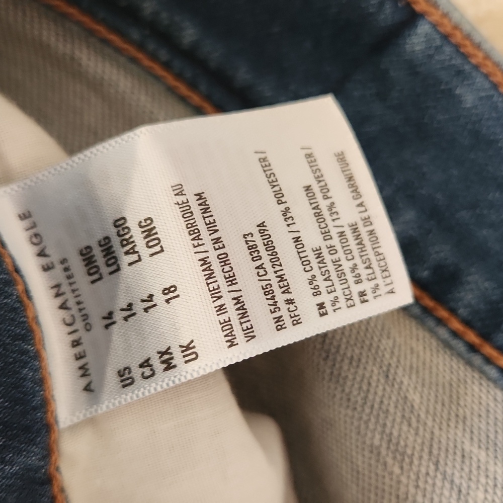 AE Distressed Jegging - Picture 6 of 8